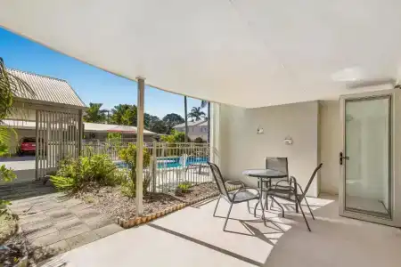 Noosa River Palms - 192