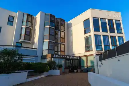 Hôtel Le Rochelois - 0