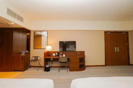 The Grand Lux - 60