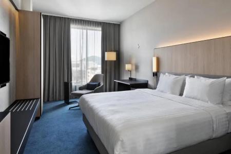 Courtyard by Marriott Freiburg - 21