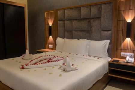 The Plaza & Resort - 83
