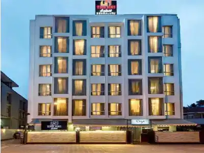 The Hhi Select - 4