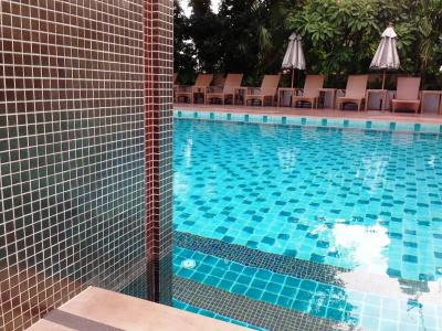 August Suites - 15