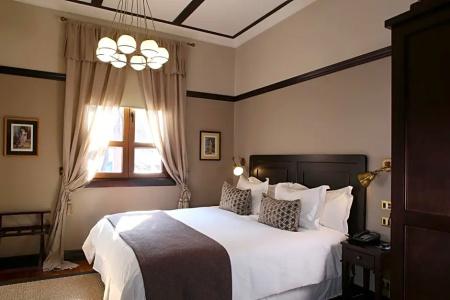 Boutique Castillo Rojo - 55