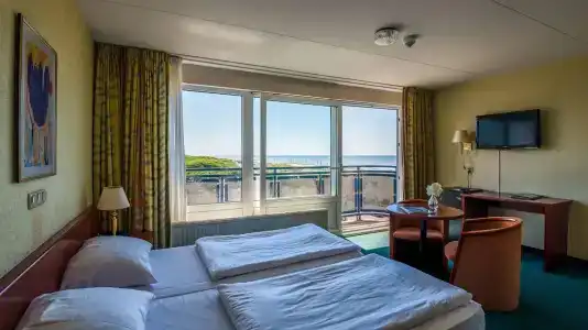 Prominent Inn - 5