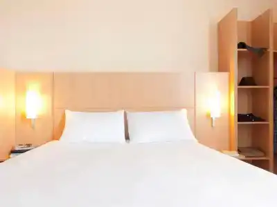 ibis La Rochelle Vieux Port - 44