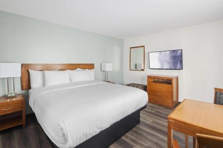 Vagabond Inn - 3