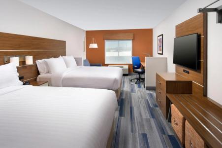 Holiday Inn Express & Suites, an IHG - 4