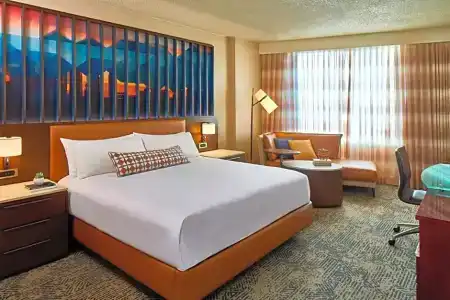 Renaissance Dallas - 68