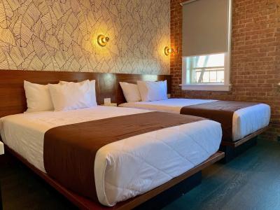 H by H Hospitality - 3