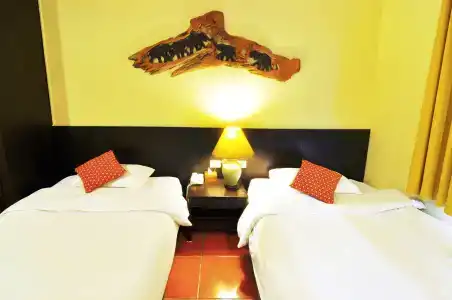 Baan Sukhumvit Soi 20 - 1