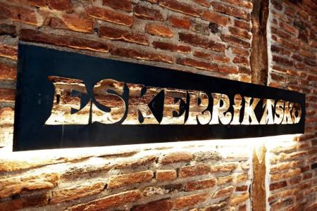 Basque Boutique - 43