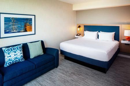 Hampton Inn Boston Seaport District - 6