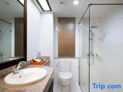Khum Phucome -Sha Extra Plus - 225