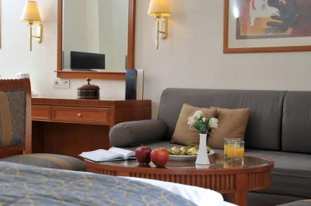 Athens Atrium & Jacuzzi Suites - 21