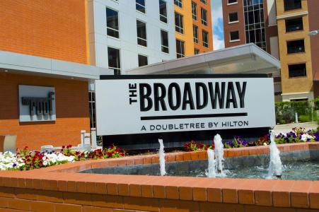 The Broadway - a DoubleTree by Hilton - 22
