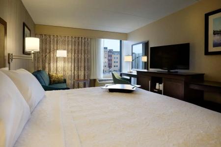 Hampton Inn Downtown - 46
