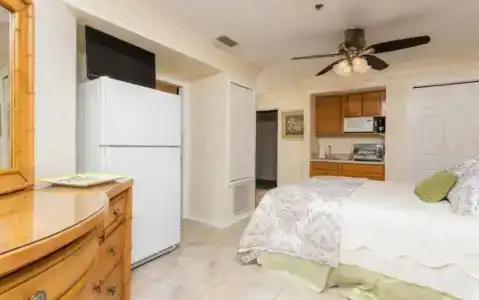 Hibiscus Oceanfront - 66