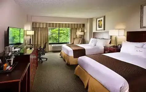 DoubleTree by Hilton Charlotte Airport - 35