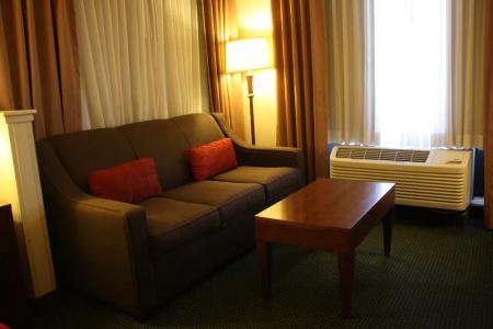 Ramada by Wyndham Denver International Airport - 17