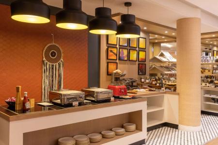 Best Western Plus Paris Roissy - 12
