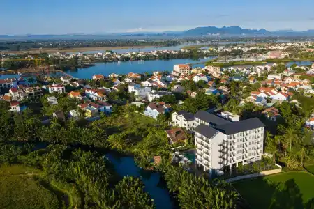 Shining Riverside & Spa - 20