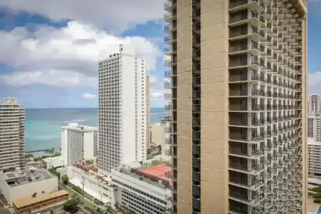 Aston at the Waikiki Banyan - 40