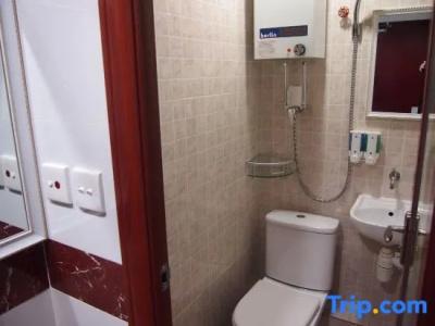 Traveller's Hostel - 18