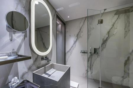 The Regency, Rome, a Tribute Portfolio - 7