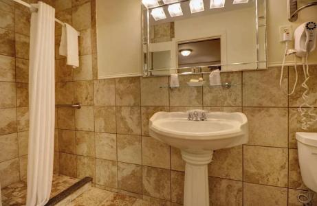 Senator Inn & Spa - 62