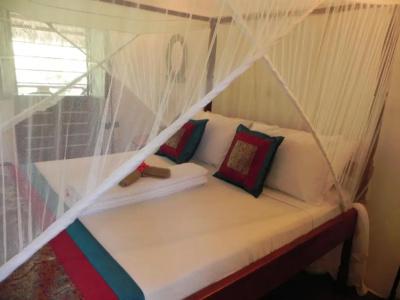 Langi Langi Beach Bungalows - 33