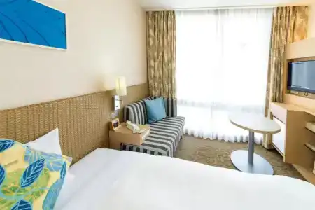 Nishitetsu Resort Inn Naha - 44