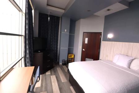 Days Inn & Suites by Wyndham - 2