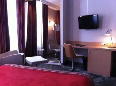 Hostellerie Du Chapeau Rouge - 52