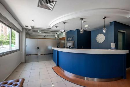 Travelodge Alicante Puerto - 2