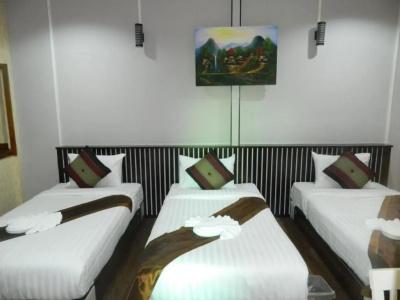 Pai Iyara - 30