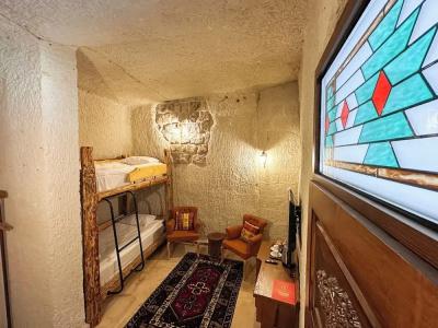 Tulip Cave Suites - 183