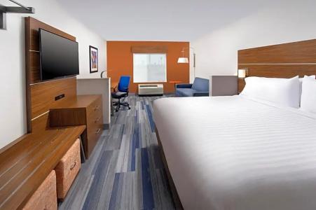 Holiday Inn Express & Suites, an IHG - 28