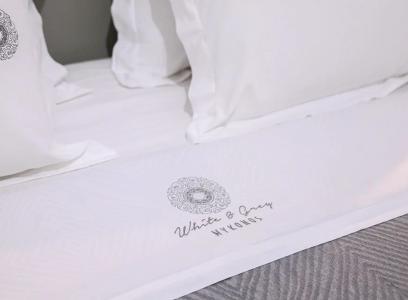 White and Grey - 155