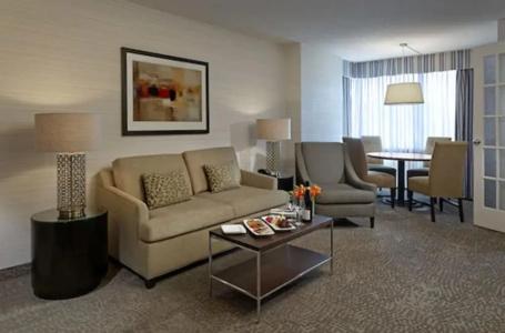 Cambridge Suites - 79