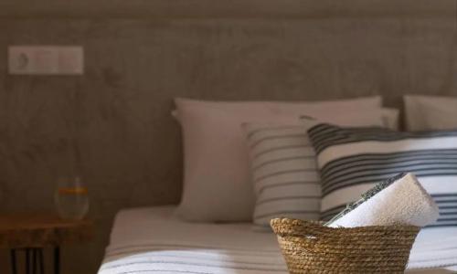 Elea Suites & Residences - 54