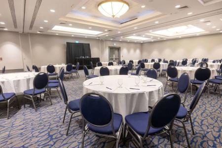 DoubleTree by Hilton North - 16