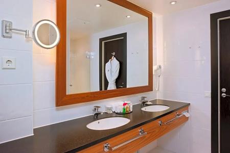 Crowne Plaza Helsinki - Hesperia, An Ihg - 136