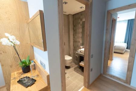 Grand Port Suites - 23