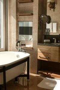 The Ritz-Carlton, Shenzhen - 42