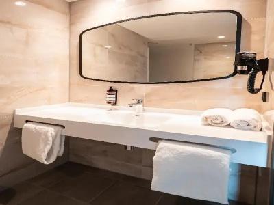 HOTELUX Airport - 68
