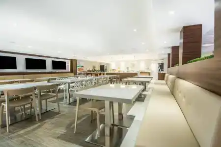 Quality Inn & Suites By the Parks - 18