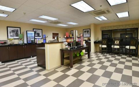 Hampton Inn-Medical Park - 20