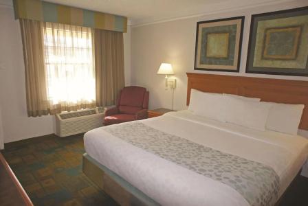 La Quinta Inn by Wyndham Austin Oltorf - 28