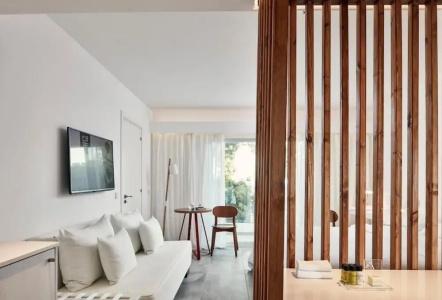 So White Club Resort - 50
